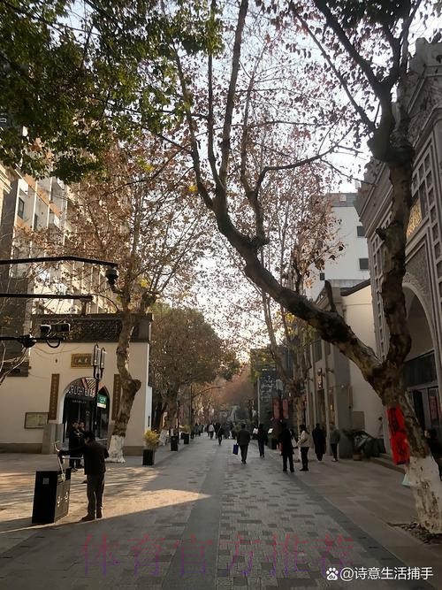 安帅谈哈维言论:每个人都有自己观点 我更愿谈比赛